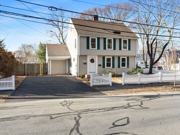 14 Heather St, Beverly, MA 01915