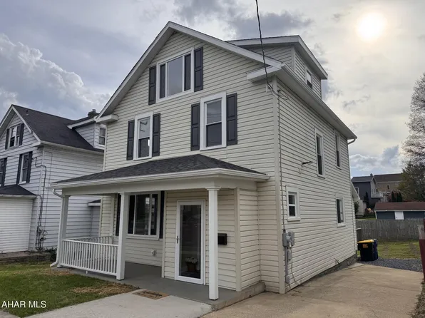 205 N Marian St, Ebensburg, PA 15931