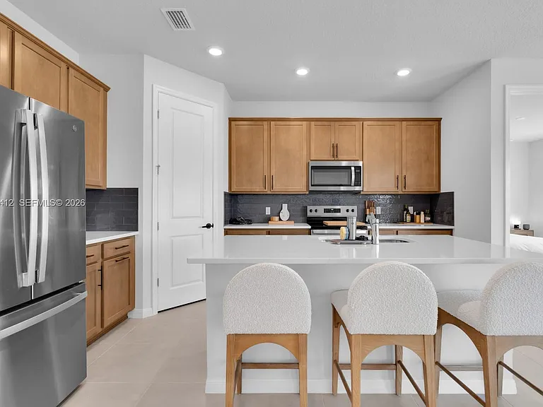 2081 Mossy Vine Ave — Photo 11