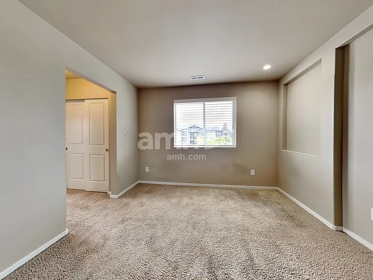 715 204th St E — Photo 11