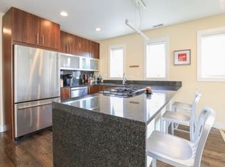 2130 W Armitage Ave, Chicago, IL 60647