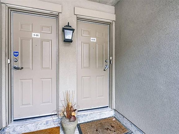 4th image of 2420 Baronwood Dr #6-01