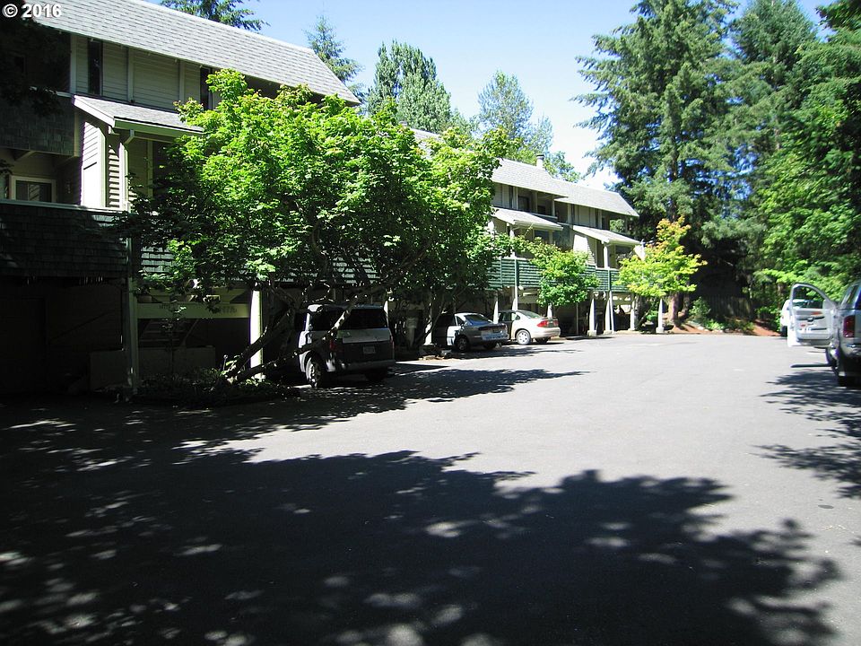 2nd image of 19779 NW Quail Hollow Dr