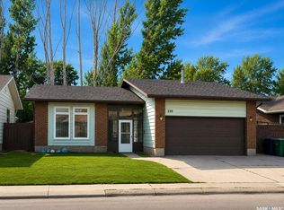 239 Kenosee Cres, Saskatoon, SK S7J3T1