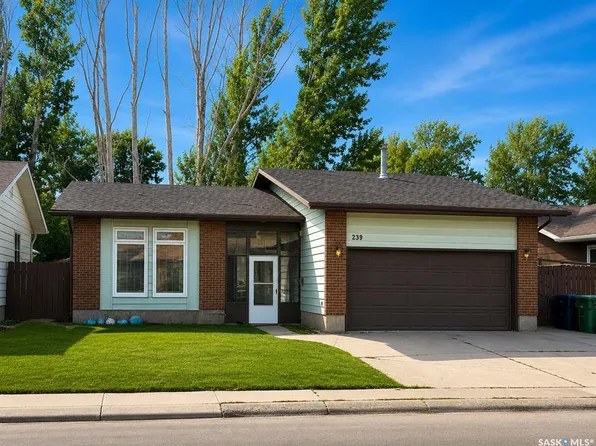 239 Kenosee CRESCENT, Saskatoon, SK S7K 3T1