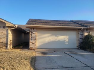 8121 NW 120th St, Oklahoma City, OK 73162