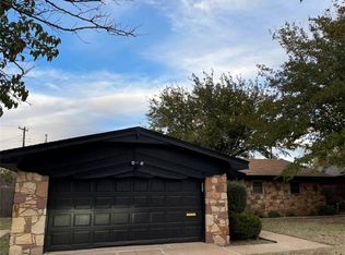 301 Cardinal Cir S, Altus, OK 73521