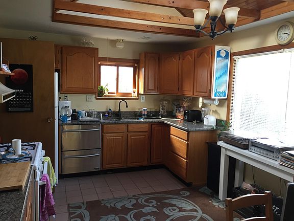 4th image of 21826 Madison St
