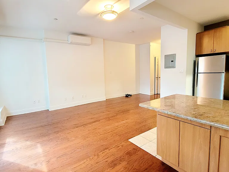 231 E 111th St #1A — Photo 5