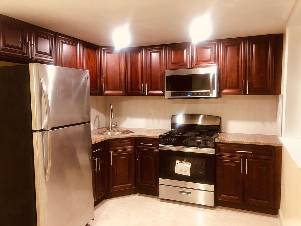 1st image of 179 Sedgwick Ave #2