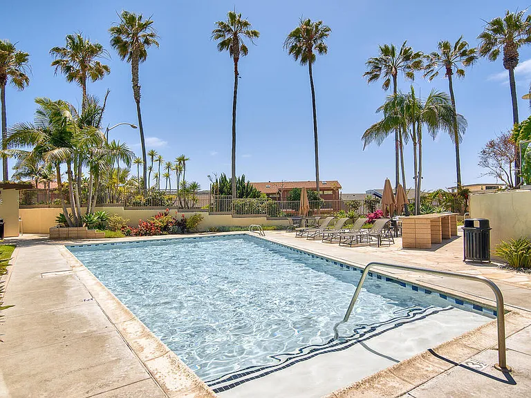 5410 La Jolla Blvd #A108 — Photo 32