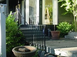 714 W Prospect St, Seattle, WA 98119