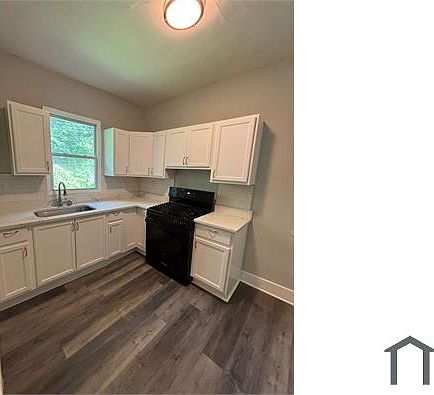 3rd image of 319 Bausman St