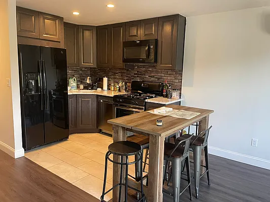 Rented by NY Space Finders Inc. | media 2