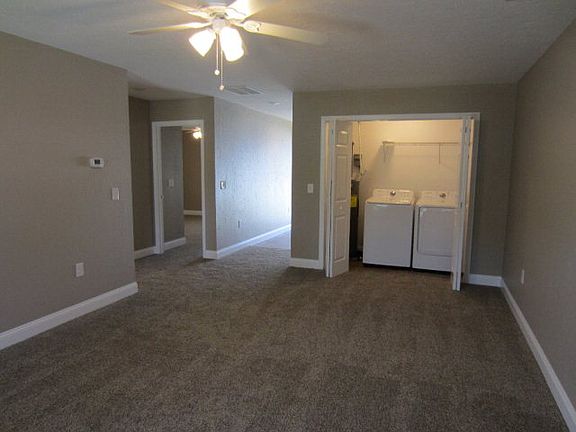 2nd image of 410 N Davis St