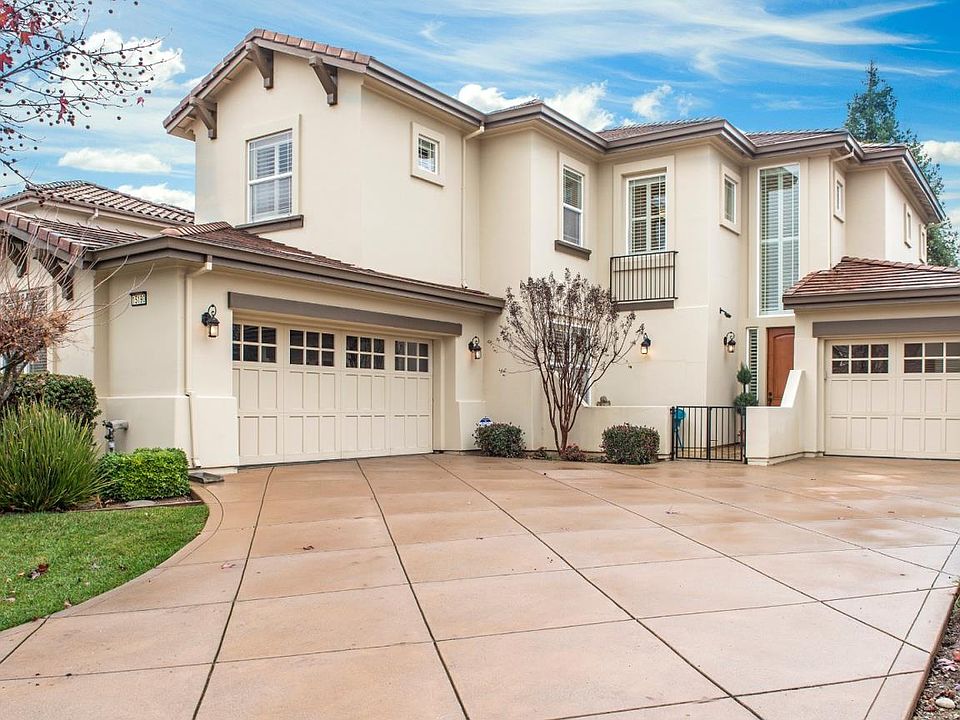 1st image of 15190 Bellini Way