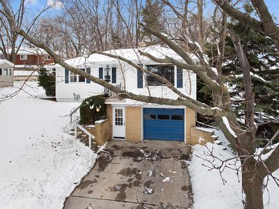 2118 Hillside Ln, Green Bay, WI, 54302