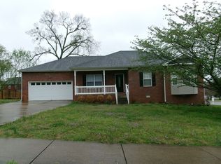 18 Winchester Ct, Lebanon, TN 37090