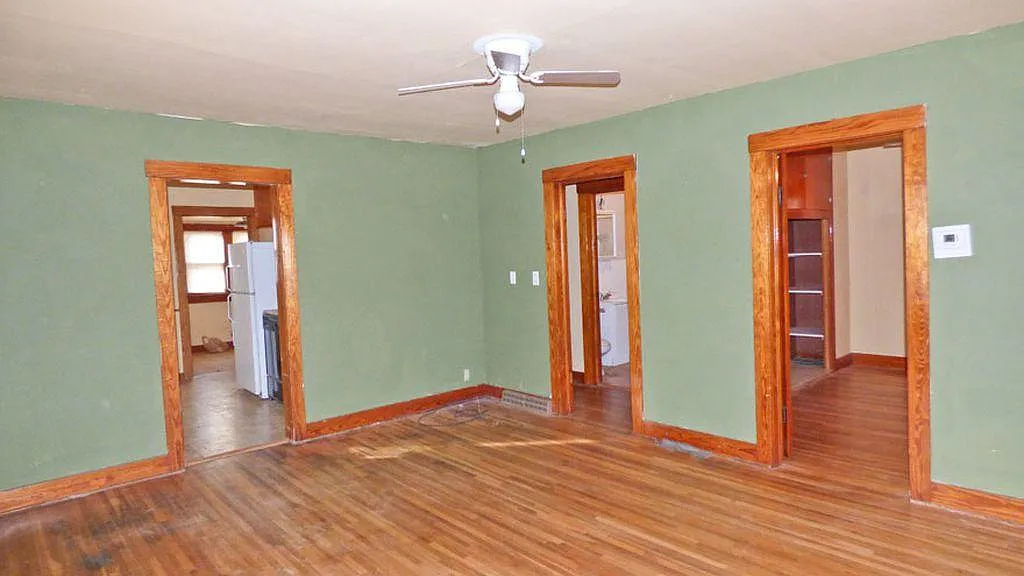 2 bed, 1080 sqft, $950 — Photo 3