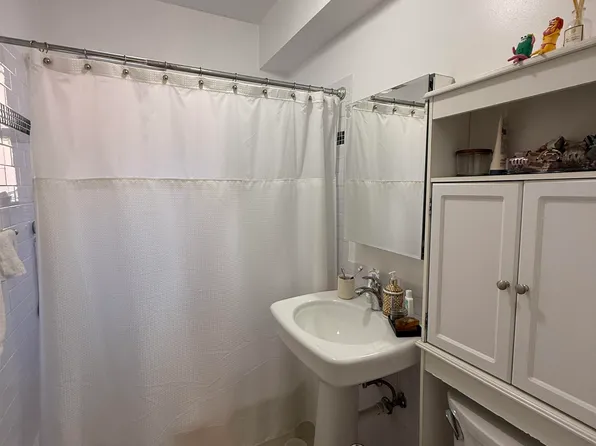 2520 Kennedy Boulevard image 11 of 16