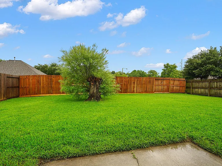 4006 Raspberry Ct — Photo 17