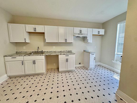 3rd image of 900 E 9th St Suite 1