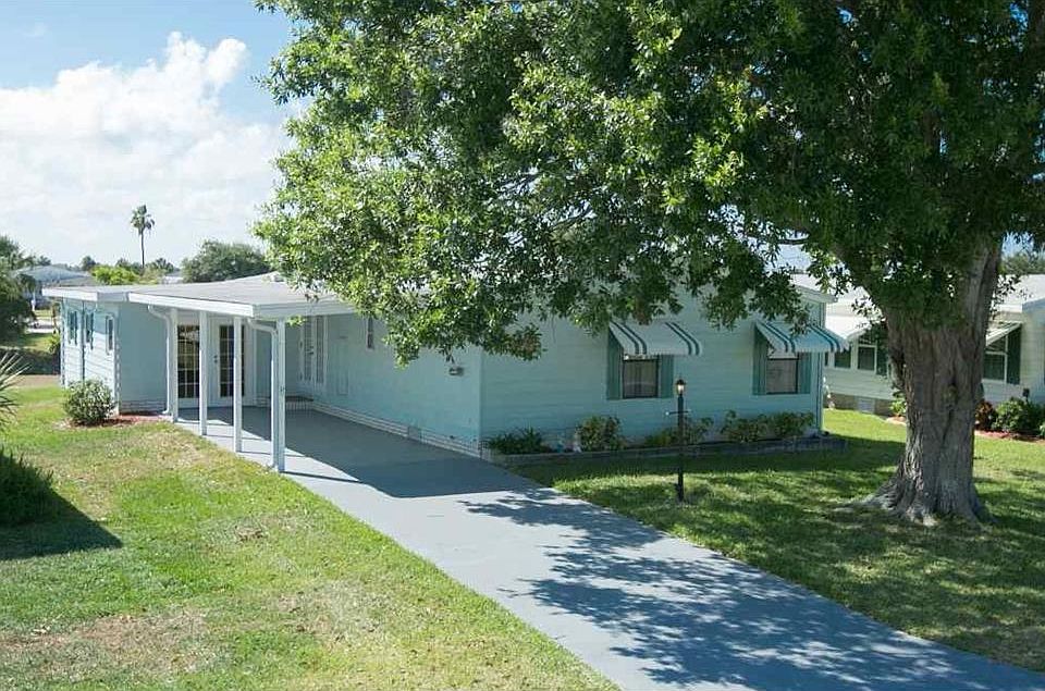 1st image of 1096 Waterway Dr