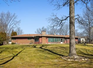 20 Rutgers Ave, West Milford, NJ 07480