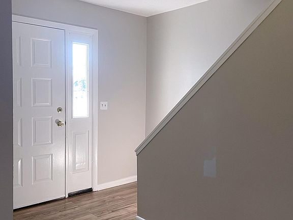2nd image of 36 Tallow Wood Dr