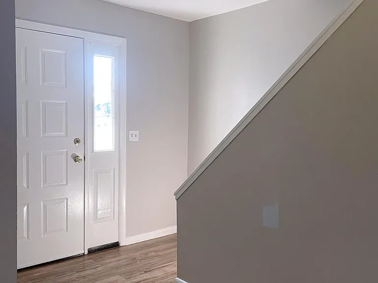 36 Tallow Wood Dr — Photo 2