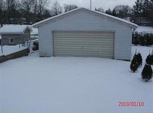 2nd image of 210 E Clen Moore Blvd