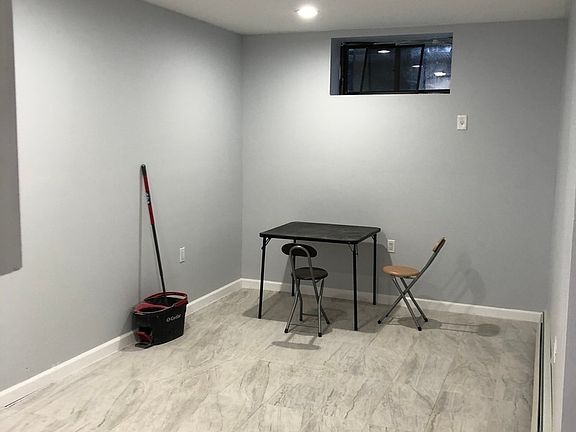 5th image of 9222 Skidmore Ave