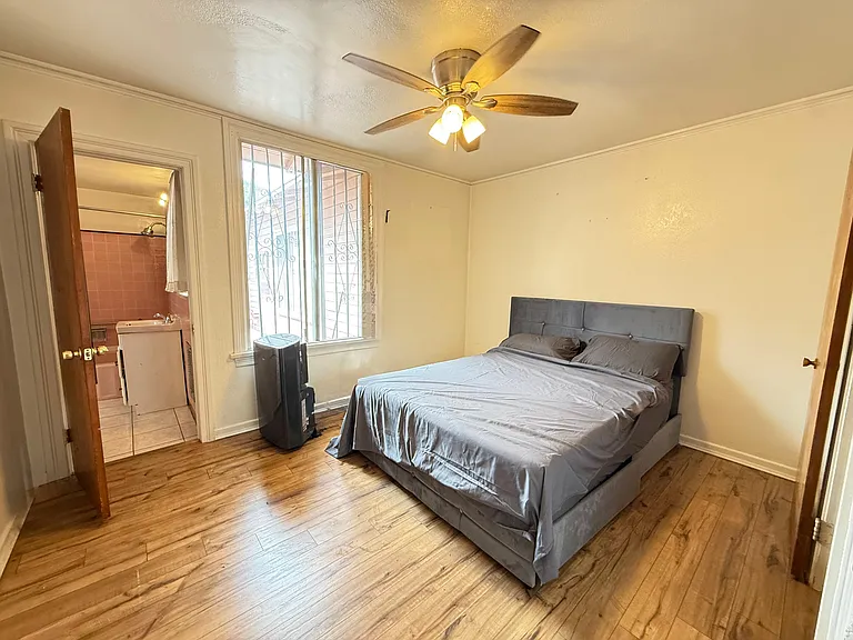 1123 N Vista St #1123 — Photo 15