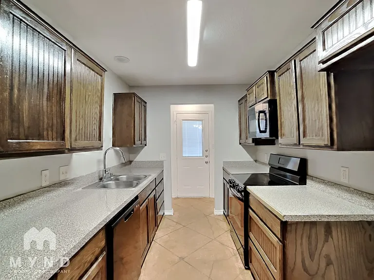230 Walnut Bend Rd — Photo 9