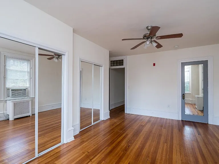 338 S 15th St #3 — Photo 10