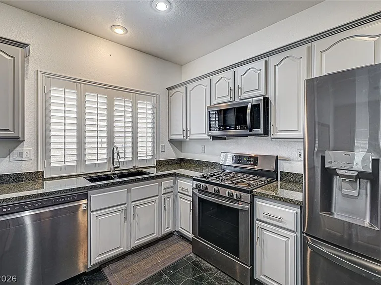 900 Royal Plum Ln — Photo 23