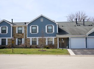 552 Greystone Ln APT D2, Wheeling, IL 60090