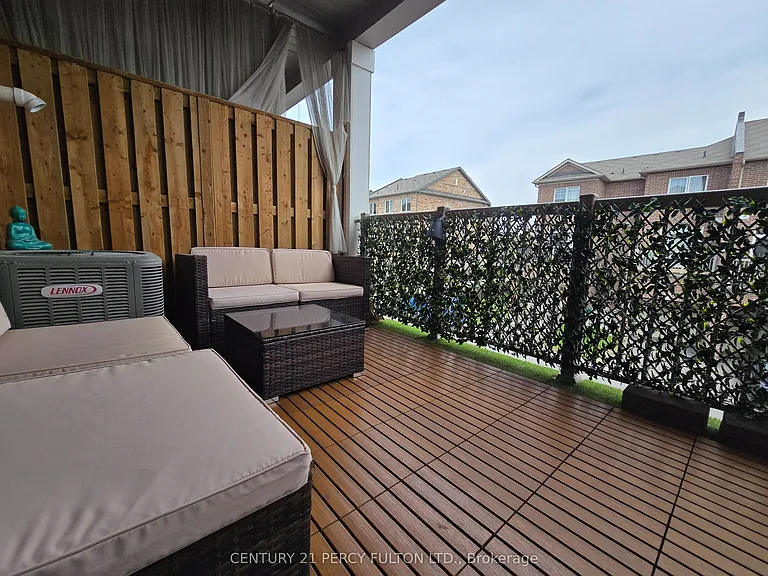 1389 Salem Rd N — Photo 18