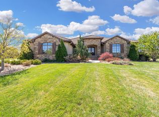 10501 E Crestwood St, Wichita, KS 67206