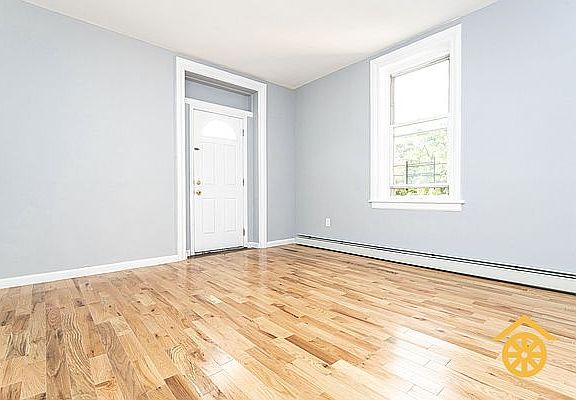 5th image of 85 E Mosholu Pkwy N APT 3A