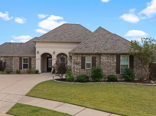 422 N Lost River Dr, Benton, LA 71006