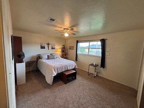 2nd image of 905 Collins Ave
