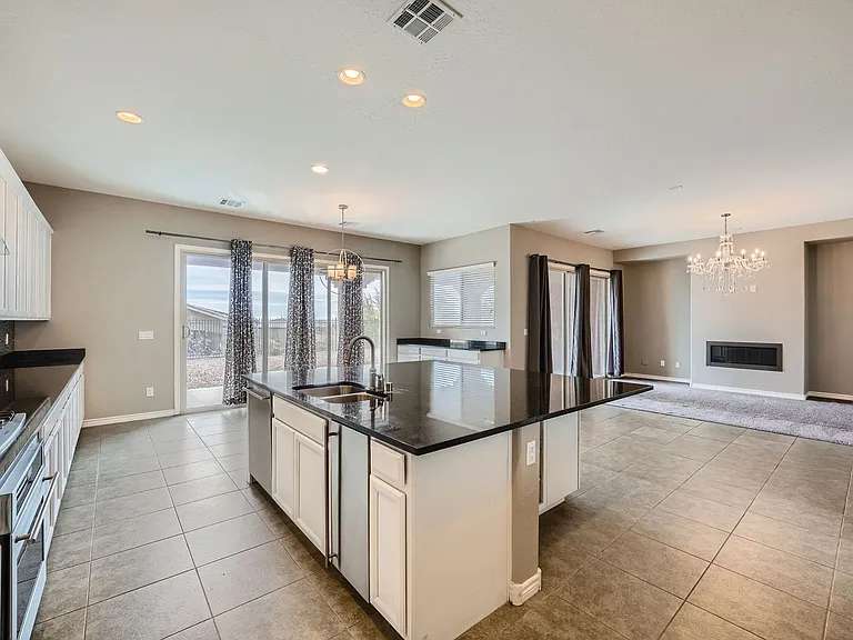 12165 Edgehurst Ct — Photo 5