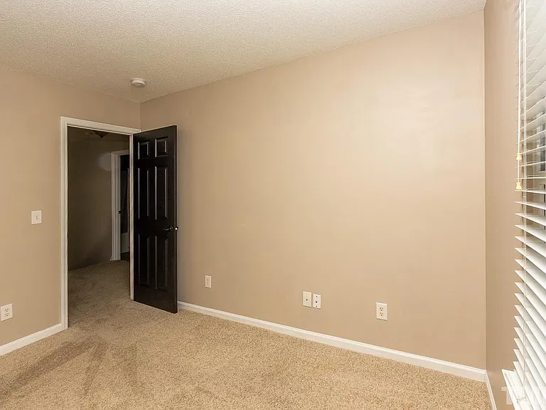 9128 Colony Village Ln — Photo 12