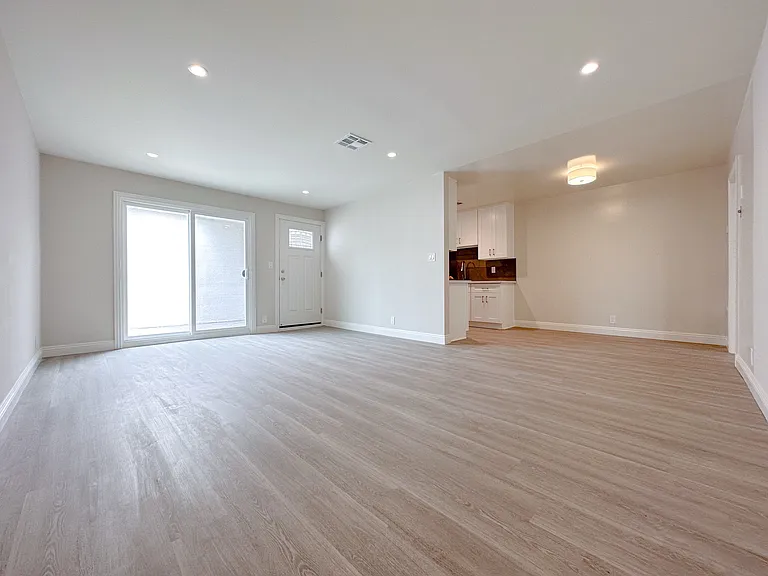 816 S 4th St #124122 — Photo 3