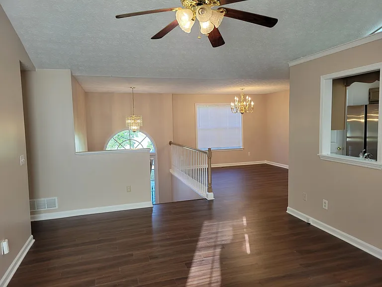 6286 Wellington Ct — Photo 28