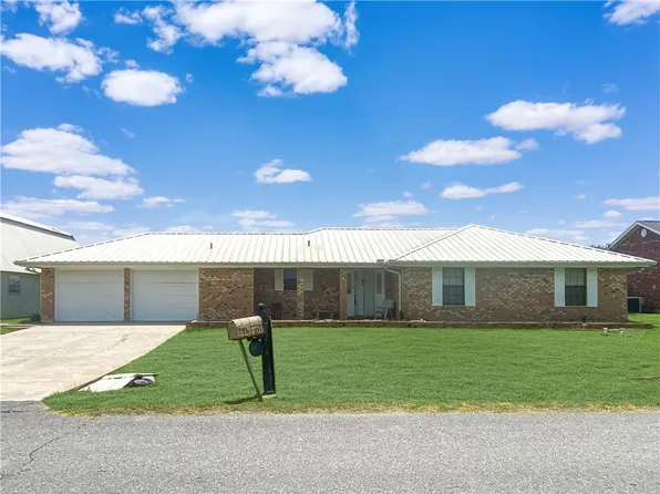 214 E 14th Pl, Larose, LA 70373