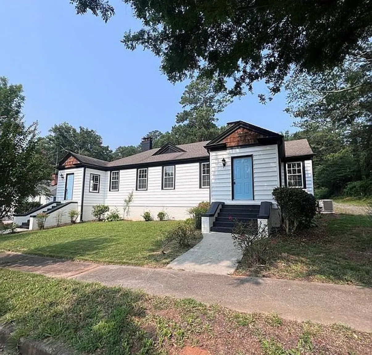 2 bed, 1008 sqft, $1,615 — Photo 4