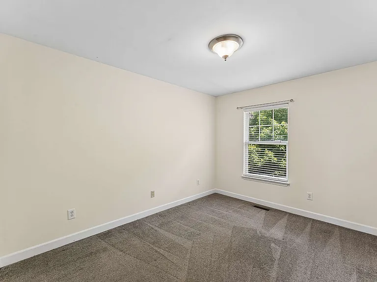 553 Rosedale Ave #107 — Photo 23