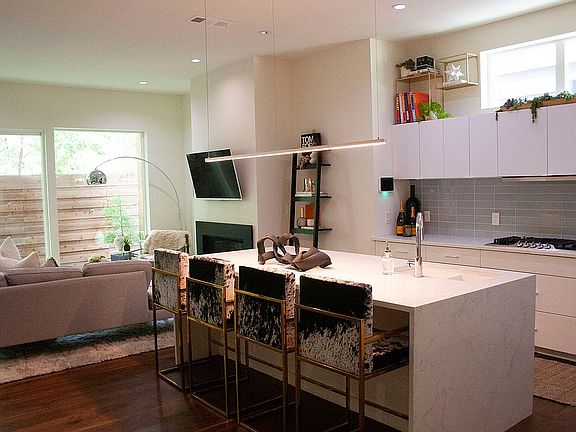 4th image of 3617 Dorothy Ave